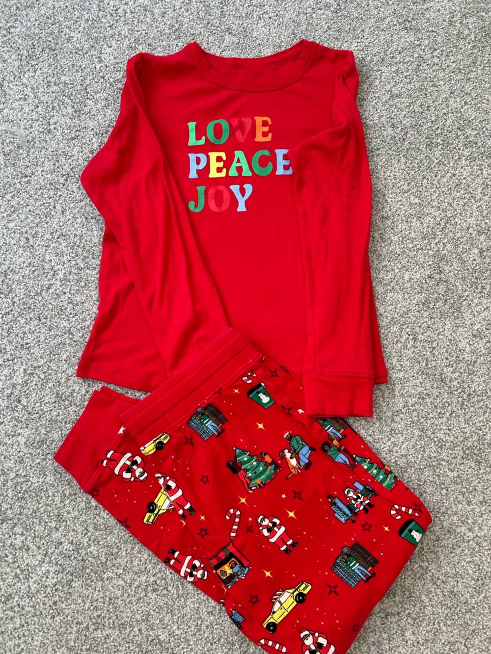 Wondershop Womenโs Christmas Pajamas Medium